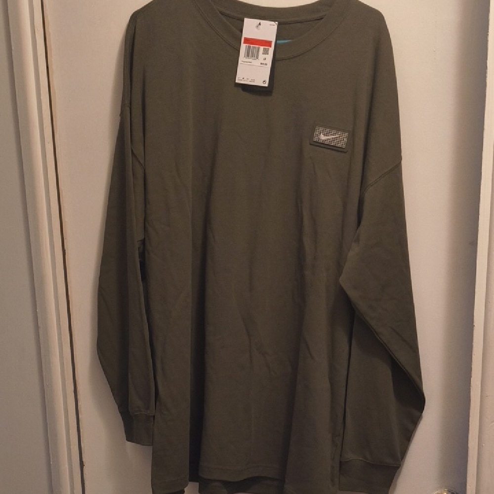 Nike Men's Khaki Long Sleeve Tee